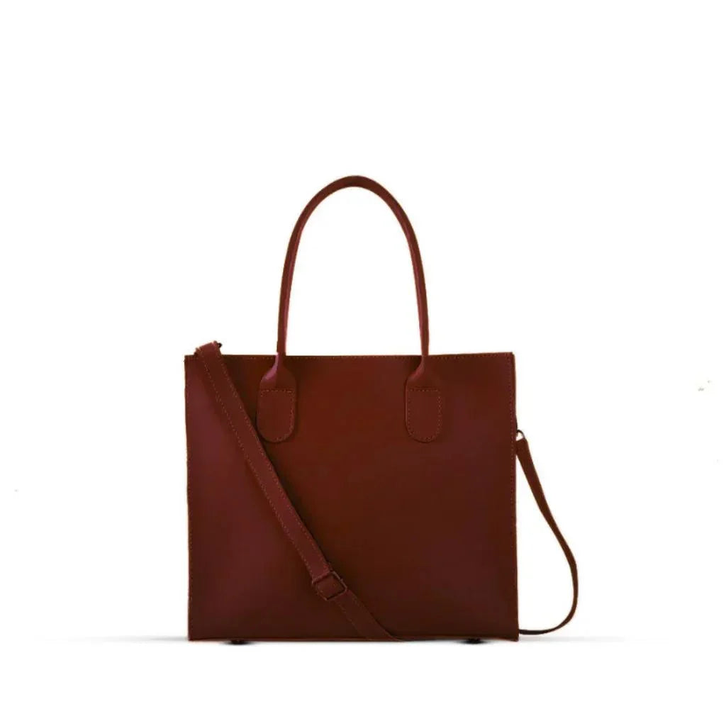 Charming maroon shoulder bag